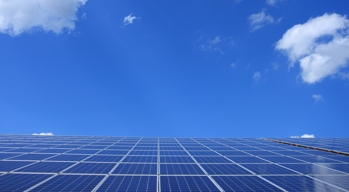 Bildplatzhalter: Photovoltaikanlage auf einem Hausdach